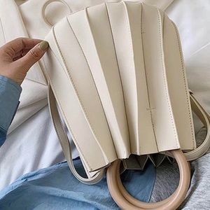 Tan/Cream tote/shoulder purse